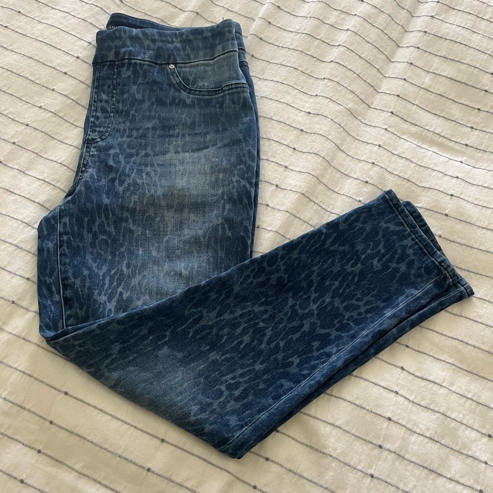 Chico’s Pull On Stretch Jeggings in Cheetah Print